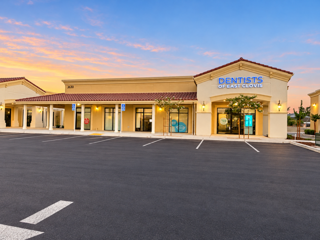 Dentists of East Clovis exterior at Loma Vista